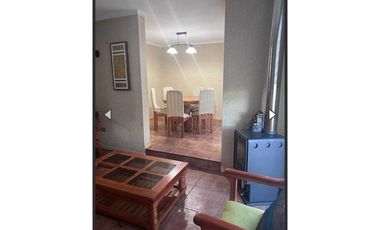 Hermosa casa en condominio