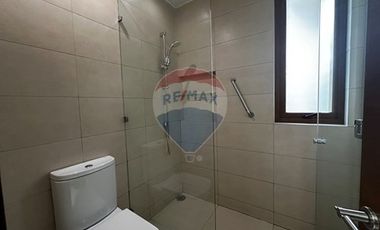 Moderna casa en Condominio Sector Los Trapences