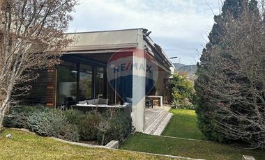 Moderna casa en Condominio Sector Los Trapences