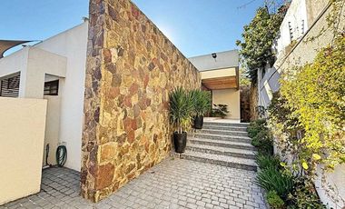 Moderna casa en Condominio Sector Los Trapences