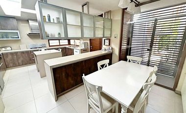 Moderna casa en Condominio Sector Los Trapences