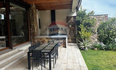 Moderna casa en Condominio Sector Los Trapences