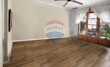 Excelente propiedad comercial / Providencia