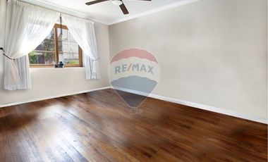 Excelente propiedad comercial / Providencia