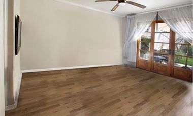 Excelente propiedad comercial / Providencia