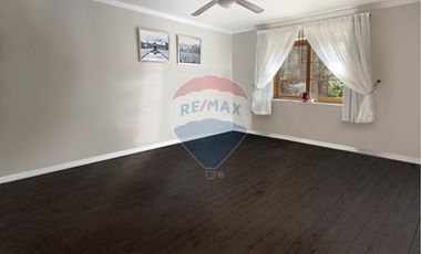 Excelente propiedad comercial / Providencia