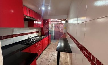 Impecable Casa en Condominio - Quilicura