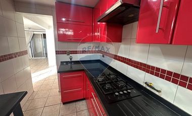 Impecable Casa en Condominio - Quilicura