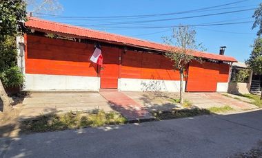 Gran casa Cerca a metro Las Mercedes - Pte Alto