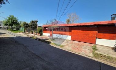 Gran casa Cerca a metro Las Mercedes - Pte Alto