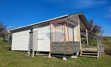 OFERTA VENTA DE CABAÑA CON PARCELA  EN CHILOE