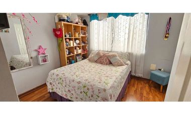 Hermosa y amplia casa en parque ingles