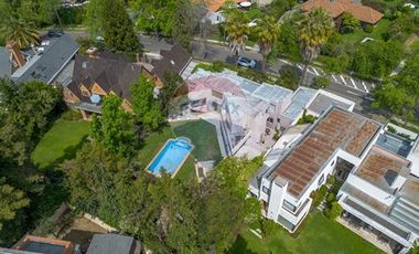 Casa Exclusiva en Lo Barnechea con Piscina