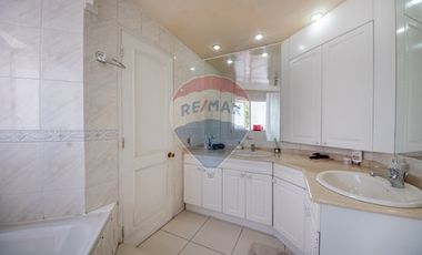 Casa Exclusiva en Lo Barnechea con Piscina