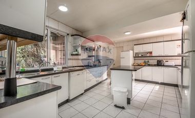 Casa Exclusiva en Lo Barnechea con Piscina