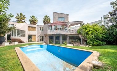 Casa Exclusiva en Lo Barnechea con Piscina