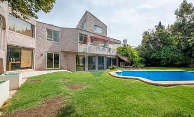 Casa Exclusiva en Lo Barnechea con Piscina