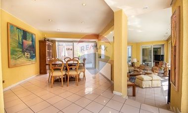 Casa Exclusiva en Lo Barnechea con Piscina