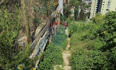 Terreno en Valparaíso: ¡Vista al  Mar!