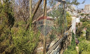 Terreno en Valparaíso: ¡Vista al  Mar!