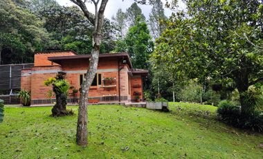 VENTA CASA CAMPESTRE EN EL RETIRO UN NIVEL