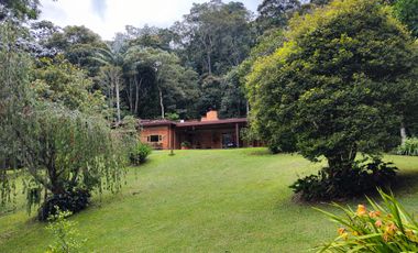 VENTA CASA CAMPESTRE EN EL RETIRO UN NIVEL