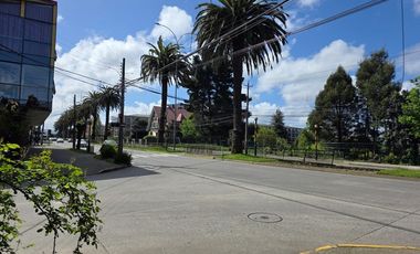 Se vende casona en centrico lugar valdiviano