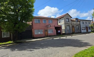 Se vende casona en centrico lugar valdiviano