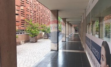 Oficina en venta Parque Arauco. Oportunidad