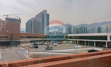 Oficina en venta Parque Arauco. Oportunidad