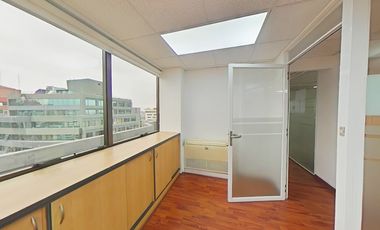 Oficinas pisos 13, 14 y 15 Metro Pedro de Valdivia