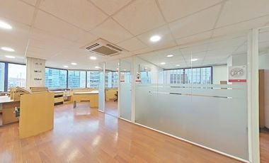 Oficinas pisos 13, 14 y 15 Metro Pedro de Valdivia