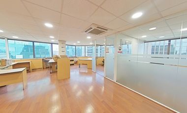 Oficinas pisos 13, 14 y 15 Metro Pedro de Valdivia