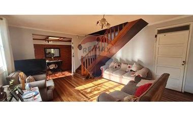 Se Vende Gran Terreno y Casa por SOLO 7.450UF