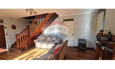 Se Vende Gran Terreno y Casa por SOLO 7.450UF