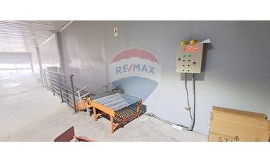 EXCELENTE BODEGA CON OFICINA