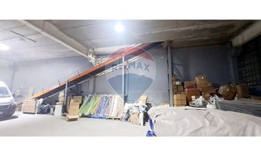 EXCELENTE BODEGA CON OFICINA