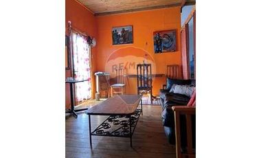 SE VENDE HOSTAL A  PASOS DE LA PLAYA BAHIA INGLESA