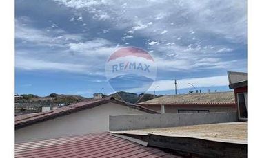 SE VENDE HOSTAL A  PASOS DE LA PLAYA BAHIA INGLESA