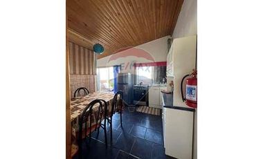 SE VENDE HOSTAL A  PASOS DE LA PLAYA BAHIA INGLESA