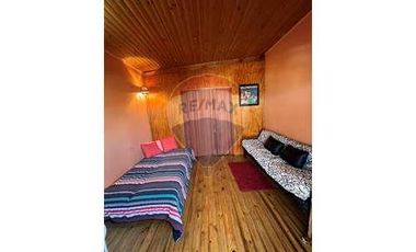 SE VENDE HOSTAL A  PASOS DE LA PLAYA BAHIA INGLESA