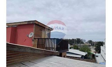 SE VENDE HOSTAL A  PASOS DE LA PLAYA BAHIA INGLESA