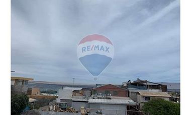 SE VENDE HOSTAL A  PASOS DE LA PLAYA BAHIA INGLESA