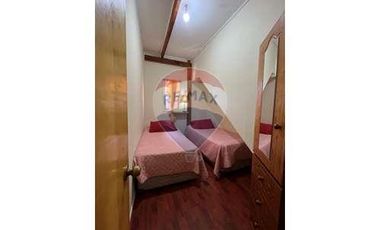 SE VENDE HOSTAL A  PASOS DE LA PLAYA BAHIA INGLESA