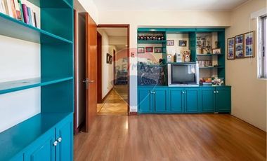 CASA SECTOR COLEGIO SAN IGNACIO/ SAN GABRIEL