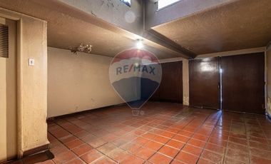 Oportunidad Estupenda Casa / Excelente Ubicación