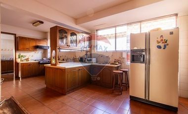 Oportunidad Estupenda Casa / Excelente Ubicación