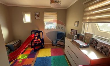 Casa Bosques Andinos 4D + 3B + Piscina + Quincho