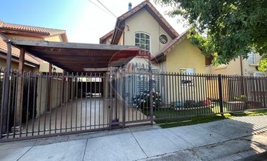 Casa Bosques Andinos 4D + 3B + Piscina + Quincho