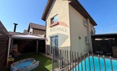 Casa Bosques Andinos 4D + 3B + Piscina + Quincho